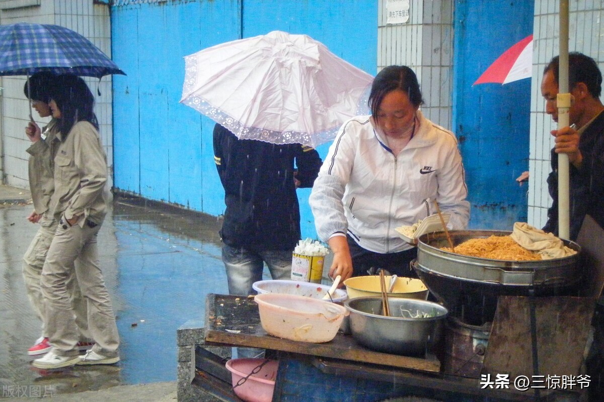 东莞往事:我在大型电子厂打工,目睹年轻女孩的情爱沉浮