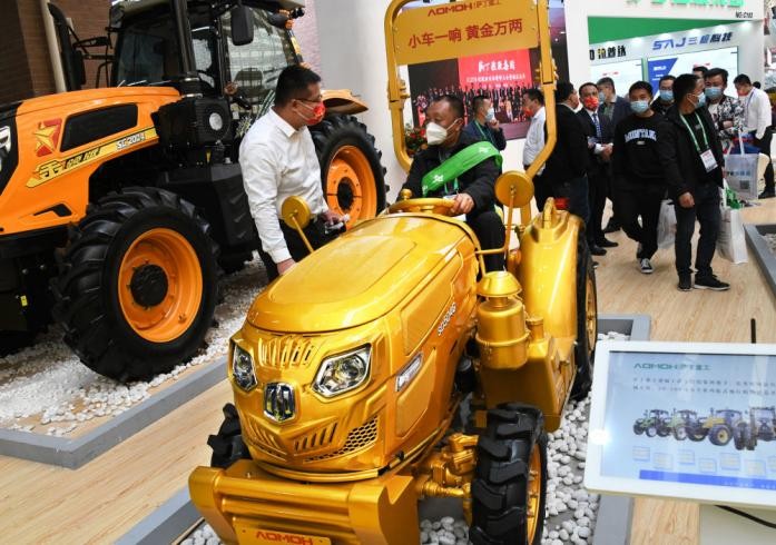 东方红拖拉机1204销售价格,河北地区1600东方红拖拉机价格表