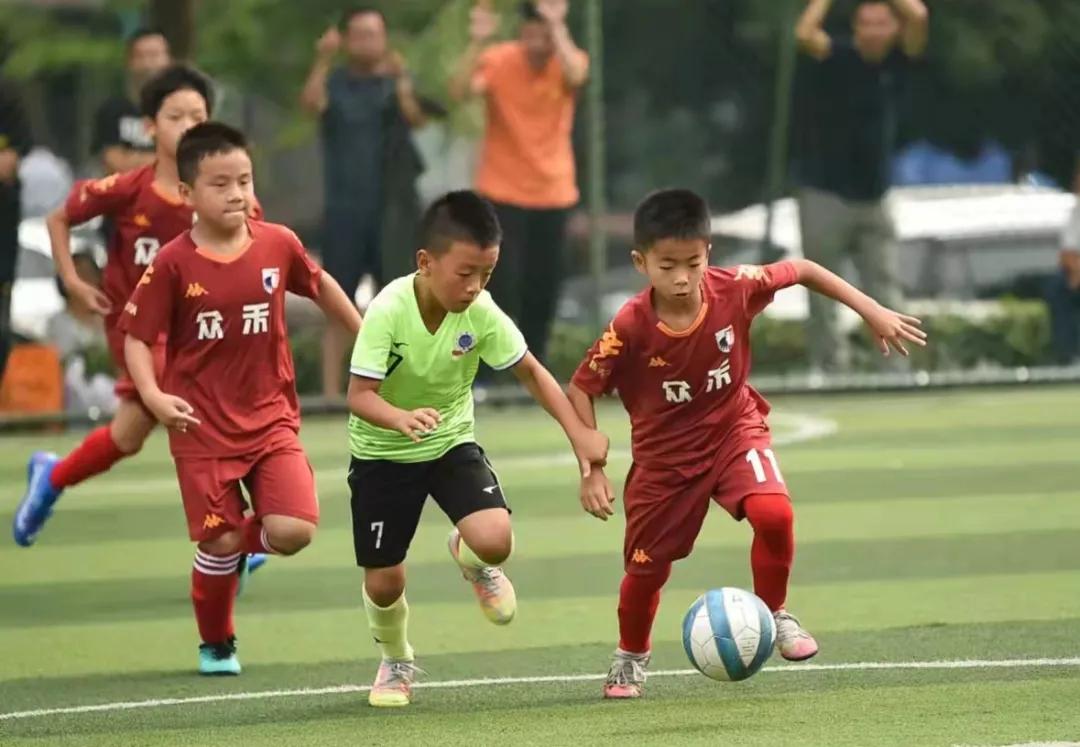 为什么学足球很难,为什么学足球比较慢