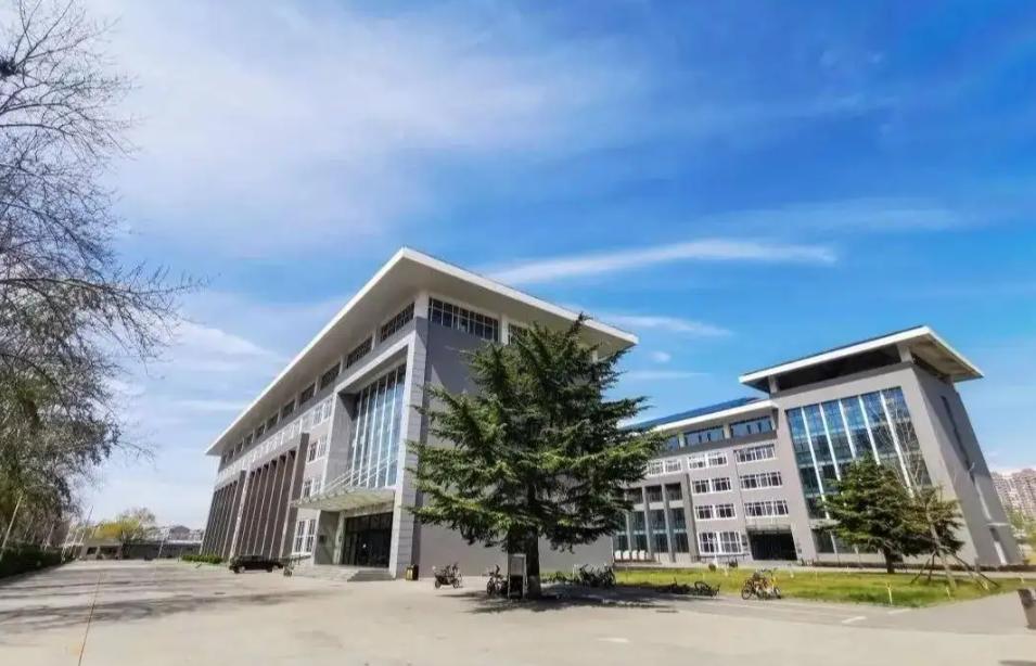 想进国家电网推荐八大院校,想进国家电网需要报考哪些大学