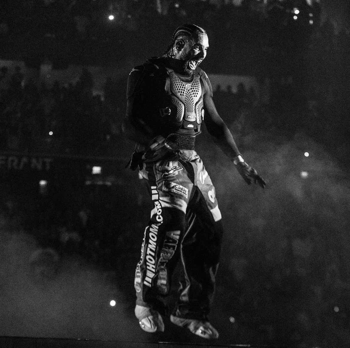 说唱天皇的时尚新宠-A星压缩护甲-古驰、Lv已为过去时！