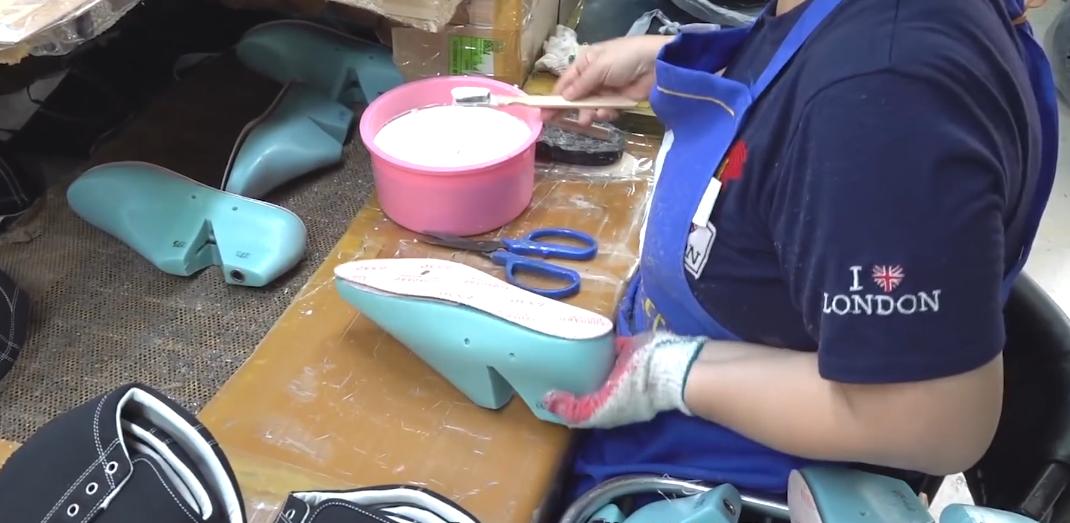 韩国说他们制造业不是不给力，这个帆布鞋，质量不会输给中国制造