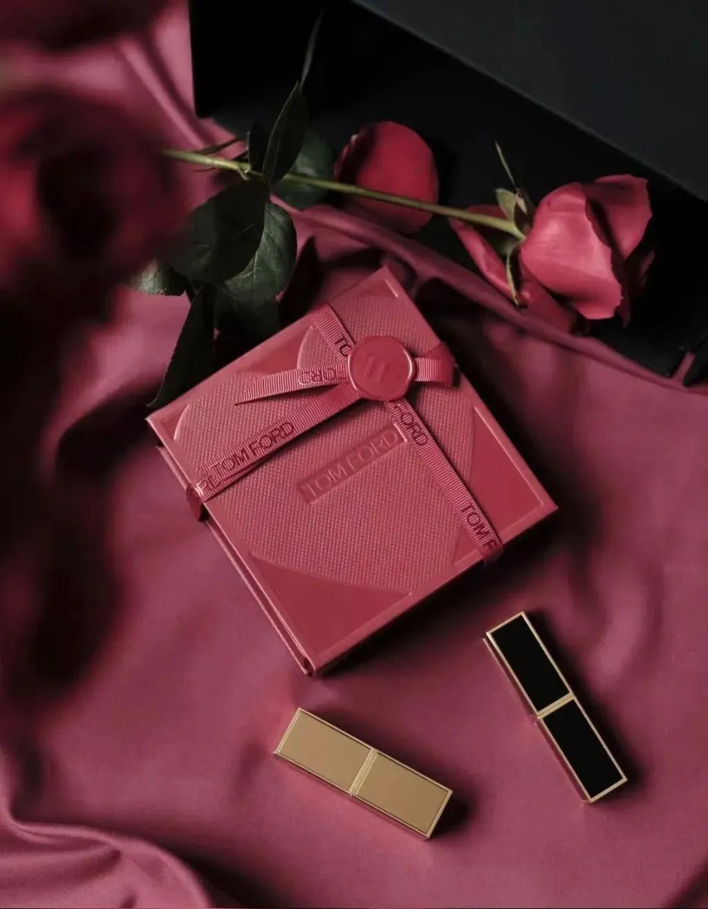 情人节包装设计有多卷？看各大品牌如何利用包装在线撒狗粮