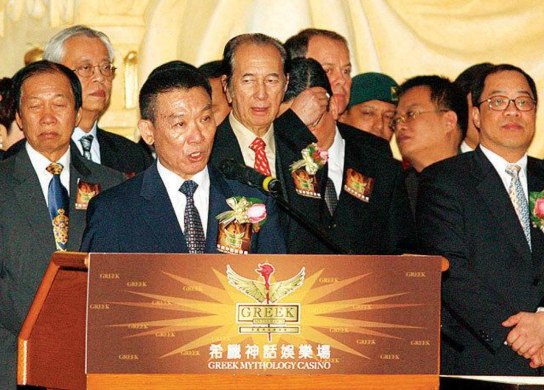 蓝琼缨因为什么去世,赌王二太蓝琼缨传奇的一生