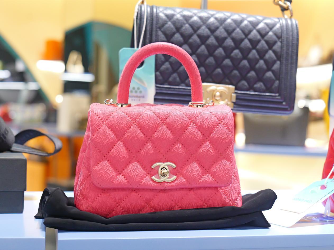 网上买香奈儿277在哪买正品 (14年的香奈儿值得购买吗)