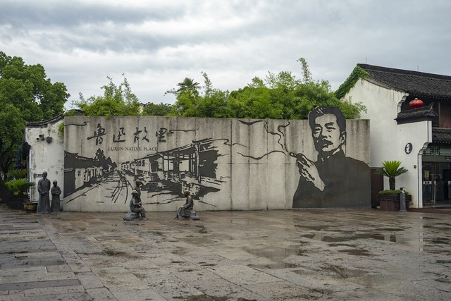 发小同学战友同事,战友和老同学谁的关系更靠谱