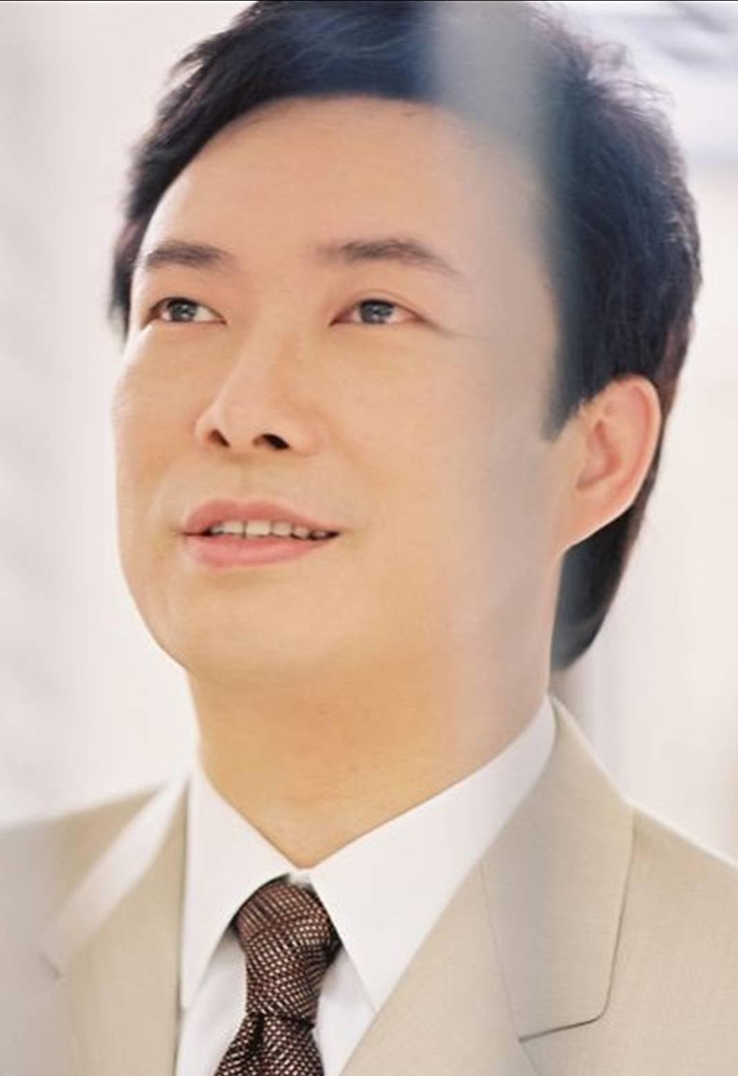 *星艳**出家当尼姑，称看小电影不如自己演，犀利点评林志玲是小黑枣