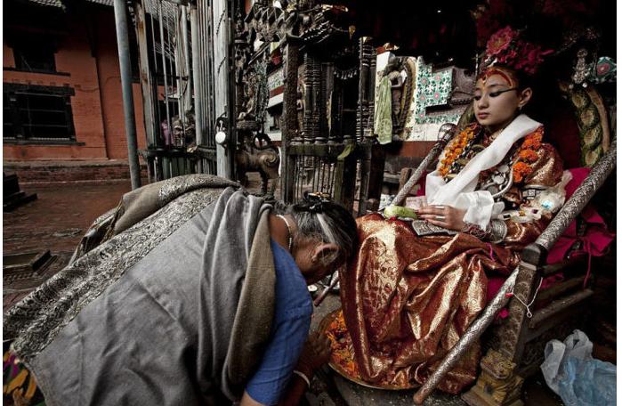 尼泊尔神秘活女神,活女神和尼泊尔国王