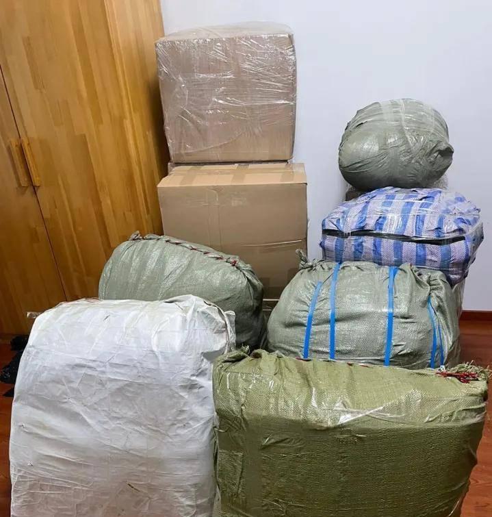 寄快递哪个最快最安全收费标准,什么快递寄重的最便宜省钱