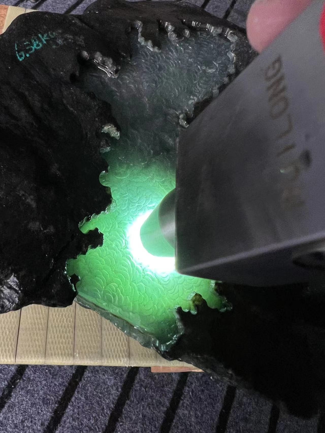 收藏级帕敢翡翠冰糯种,缅甸翡翠冰底飘绿