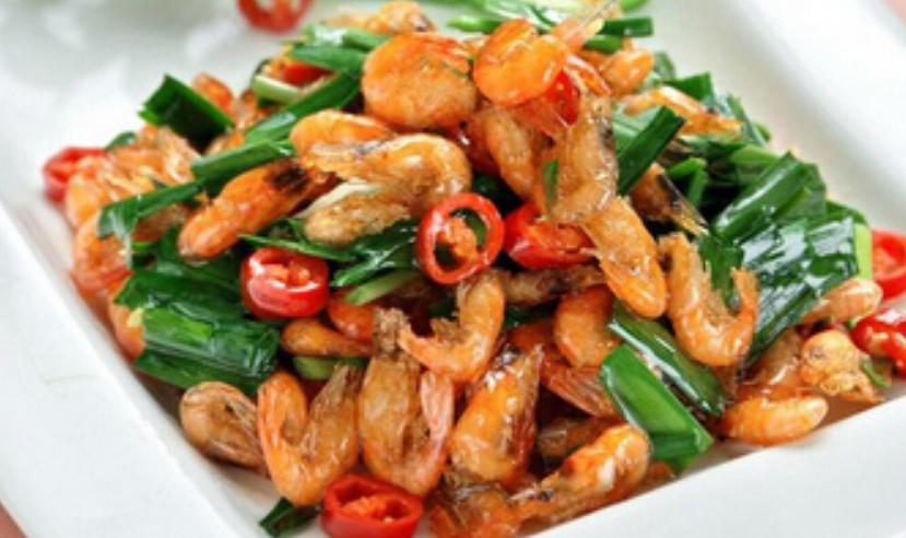 老人摔倒骨折后应该注意什么,老人摔一跤就骨折了吃点啥肉