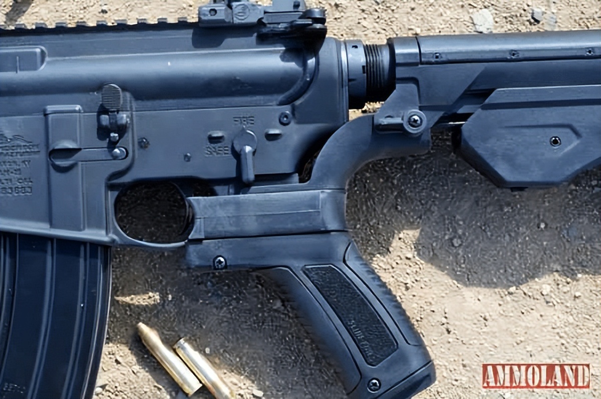 拉斯维加斯枪击案用的武器,拉斯维加斯枪击案的枪