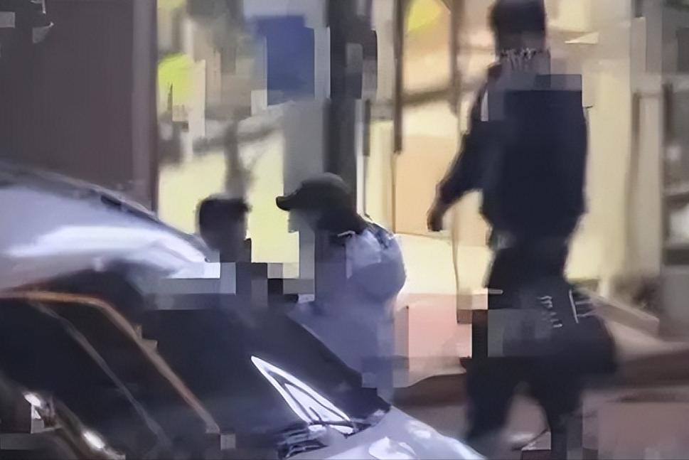 黄晓明杨颖被曝分居两年,黄晓明又和绯闻女友同框了