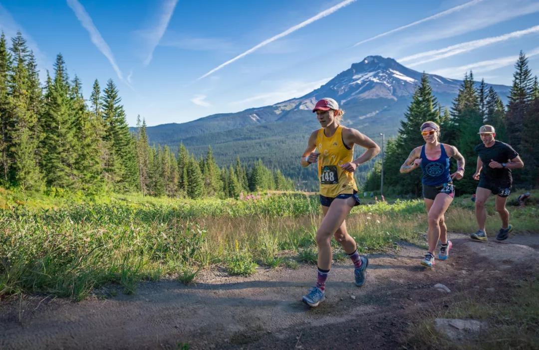 人到中年最值得骄傲的是跑步,人到中年可以不美丽但要健康跑步