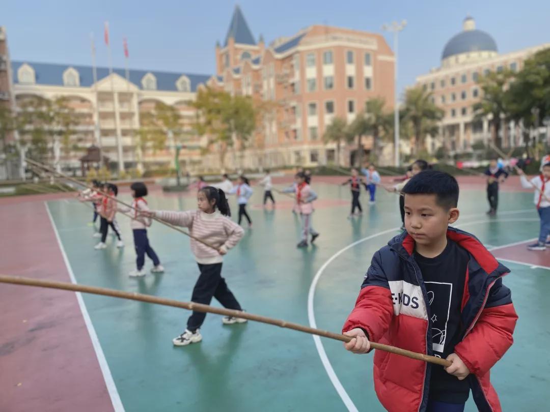 嗨出创新，嗨出优雅，嗨出国际范！寒假第一周，新川娃们这么嗨