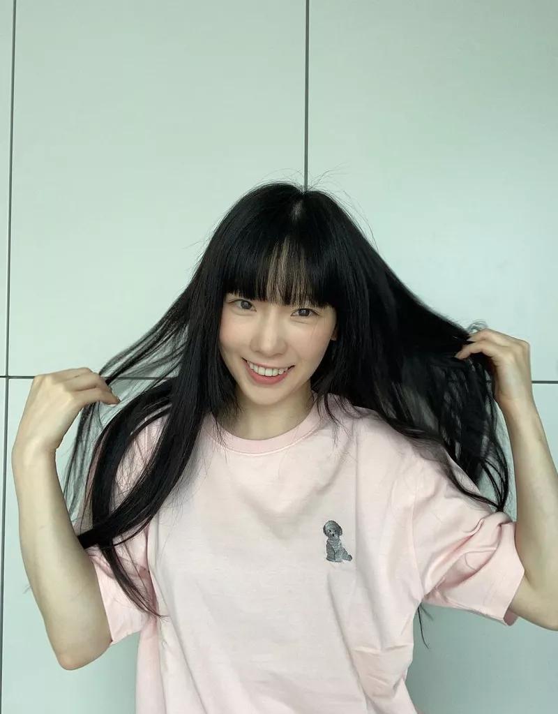 三款适合各种脸型的发型,大脸女生中长发烫发发型