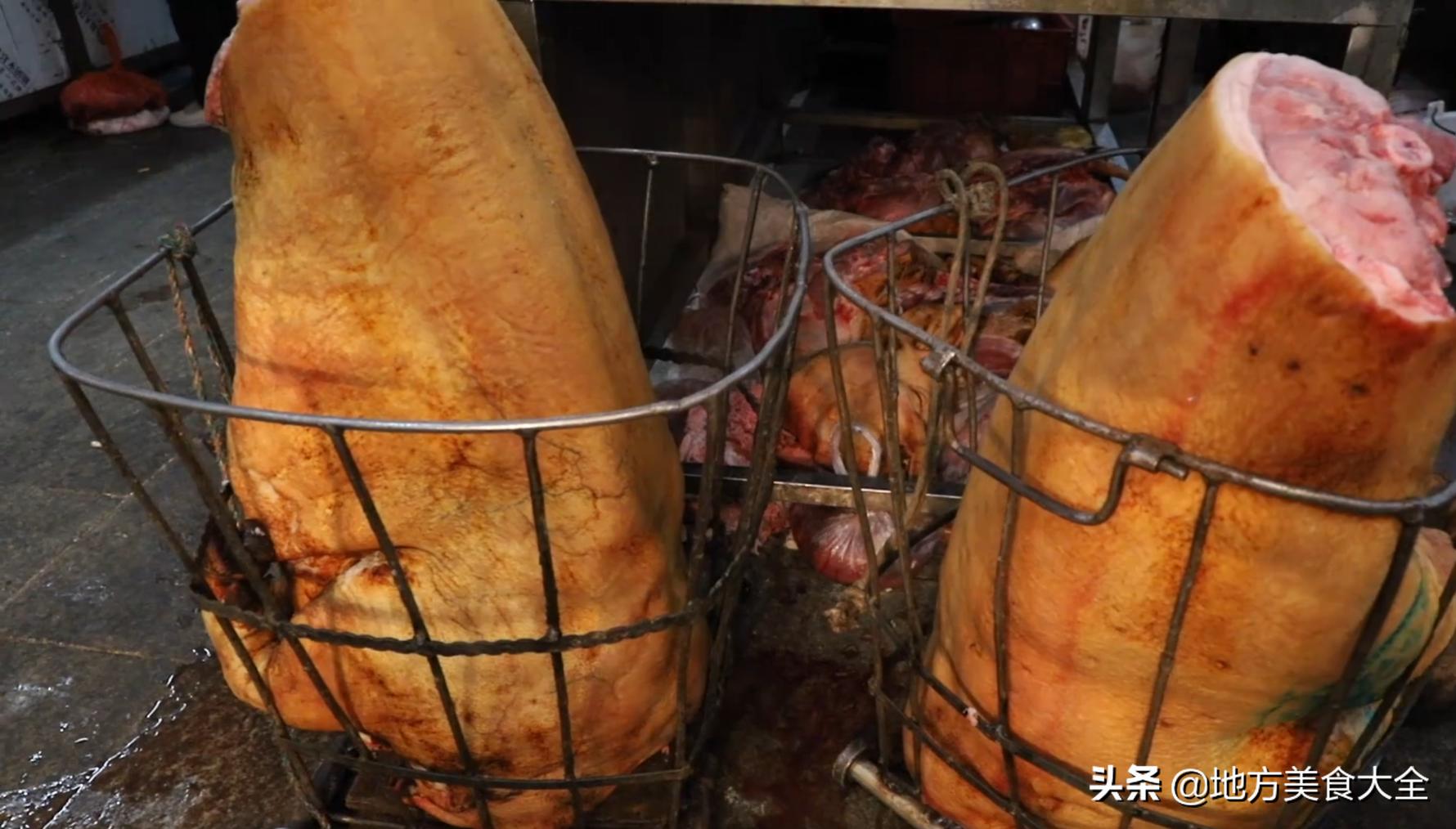 云南虫子美食生吃,原始人野外美食