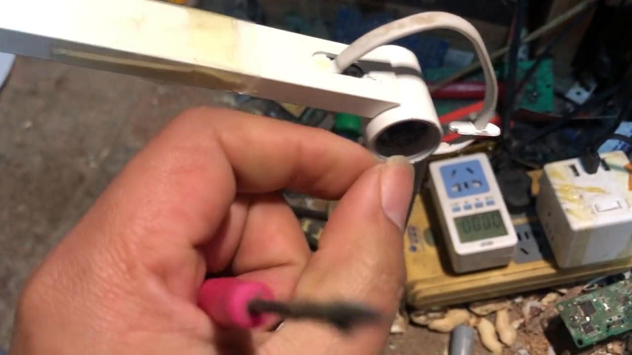 米家pro台灯插口接触不良,小米台灯pro修转轴