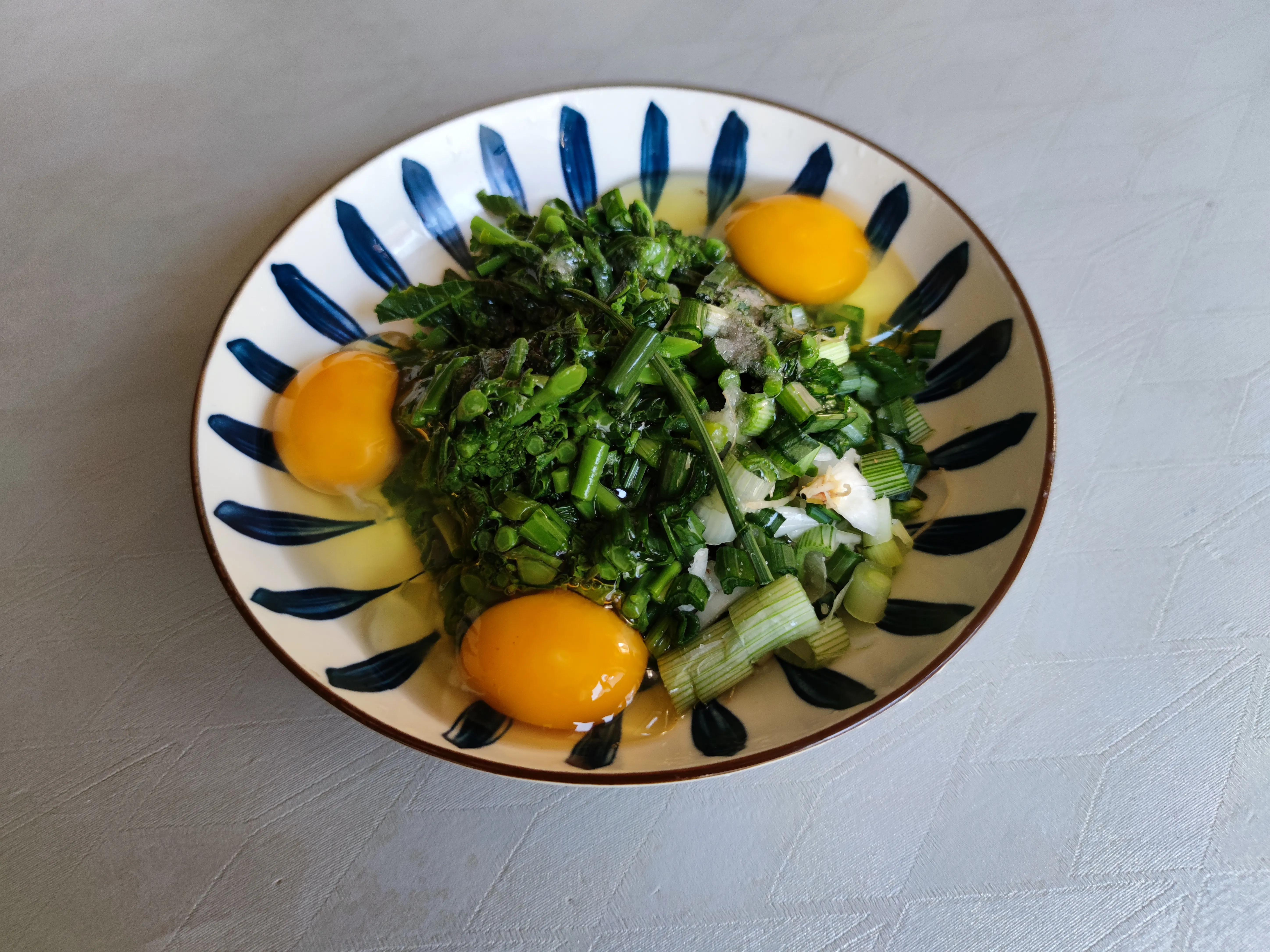 清明节拜坟应弄的食物,清明节拜祖先需要准备几个菜