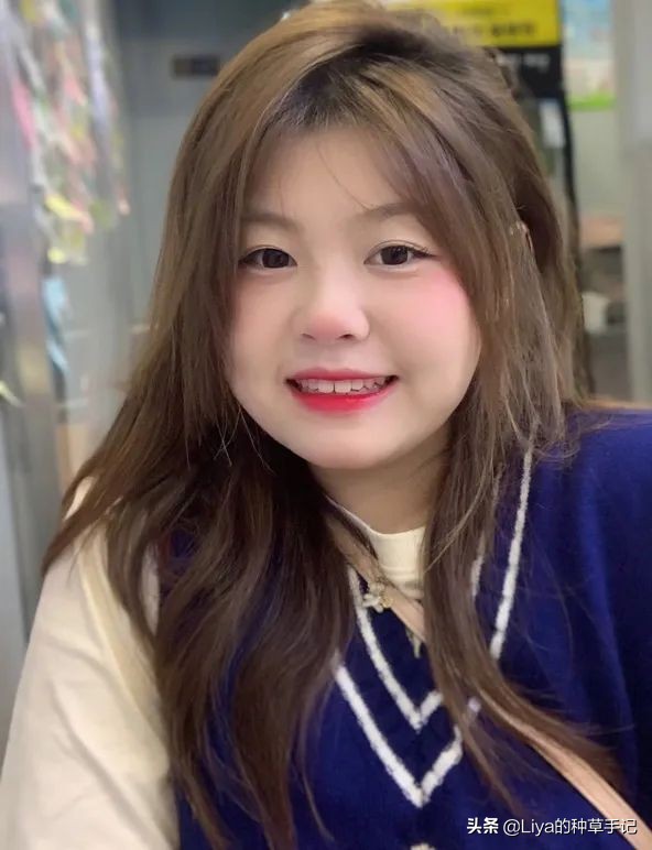 脸大脸圆头发少适合什么发型短发,40岁头发稀少脸圆大适合什么发型