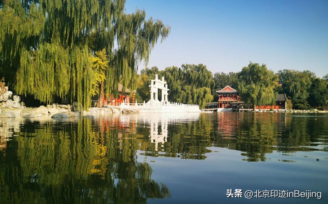 北京的秋朗读,北京的秋的夜晚