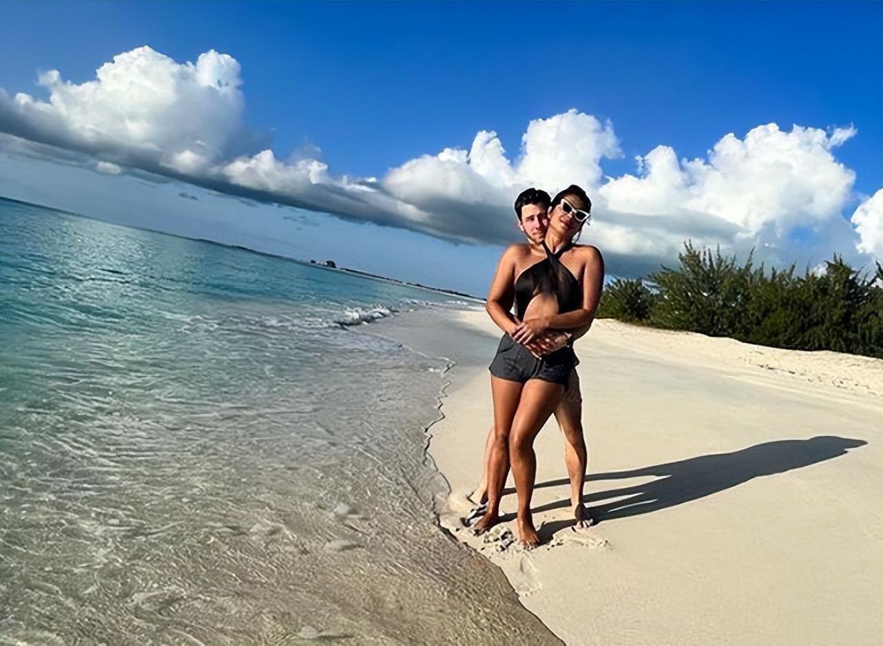 印度超模朴雅卡乔普拉,印度女星朴雅卡