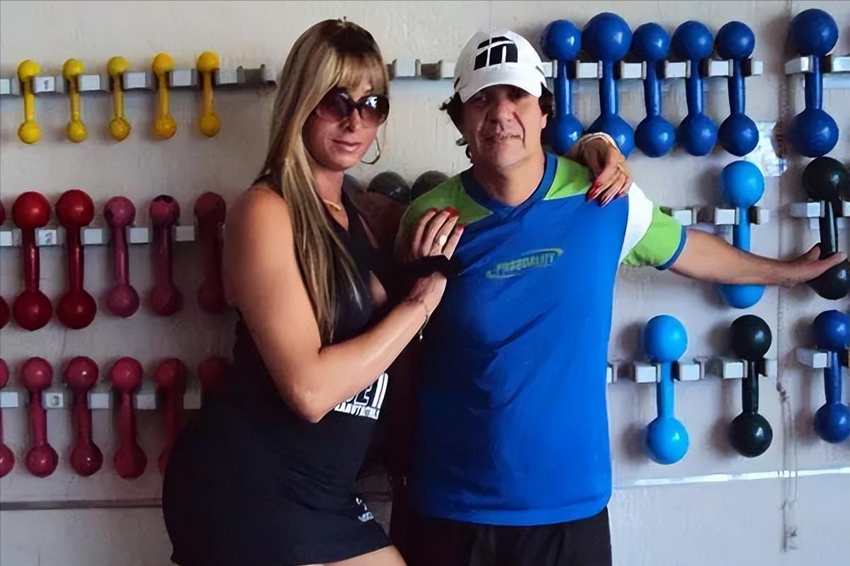 殴打球迷,殴打球迷的足球球员