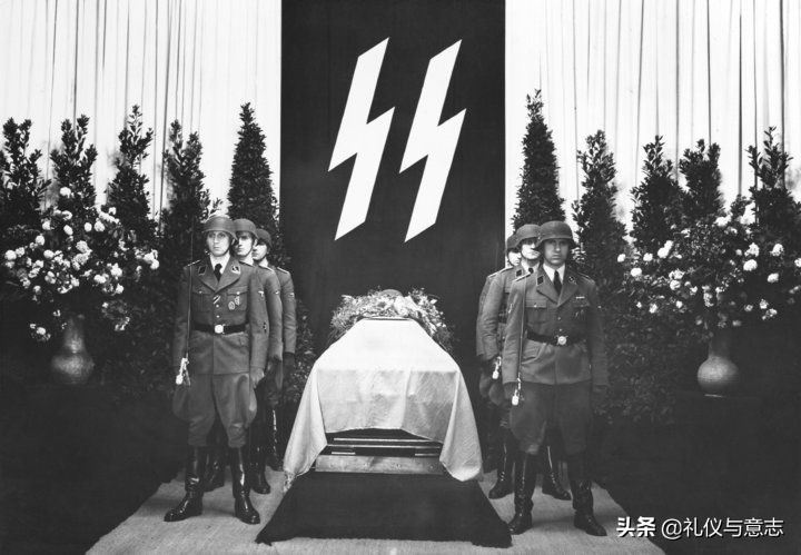 二战中的*党**卫军到底是干啥的