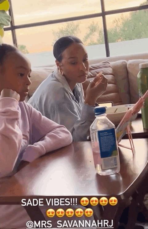 詹姆斯今夏能和湖人提前续约么,詹姆斯暂缓与湖人提前续约