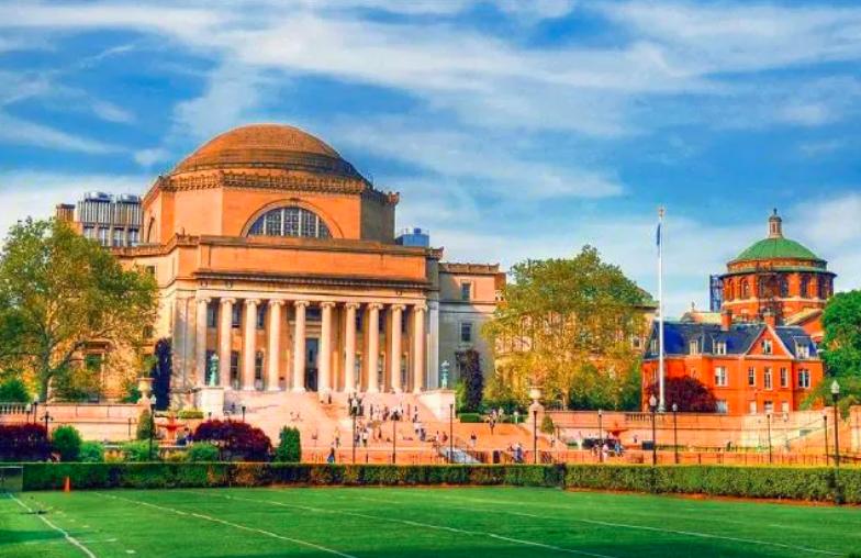 郑州女护士被医生灌醉后强奸,由于答应她的事没办到,而引发*案惨**