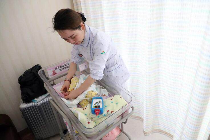 孕期宝宝出生的表现,孕期有这五个信号宝宝半个月出生