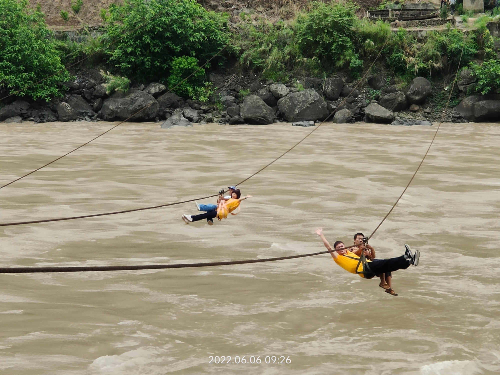 23辆车，64人，50天，17500公里，一辈子仅一次地环驾中国梦之旅
