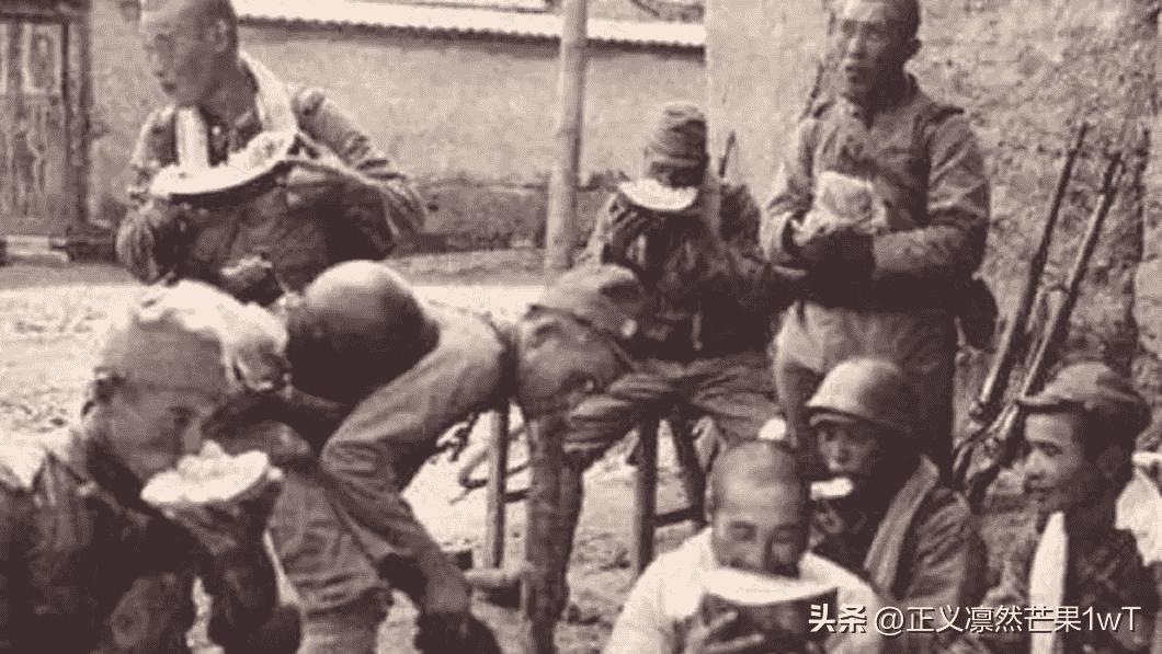 日军侵华兽行,日军当着国军的面杀俘虏