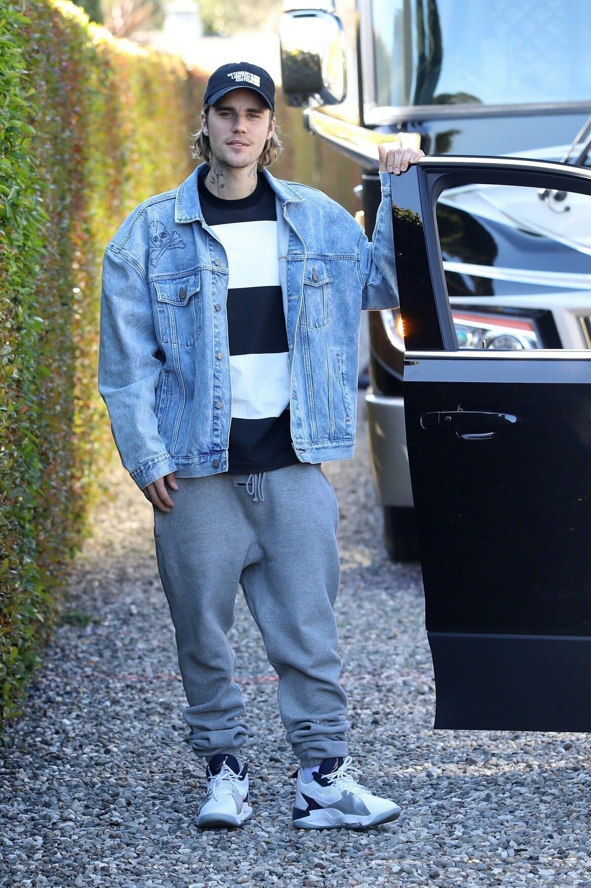 贾斯汀比伯黑色牛仔夹克,贾斯汀比伯fearofgod牛仔外套