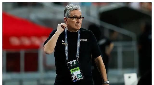 足球李毅上吐槽大会,李毅谈国足对新加坡