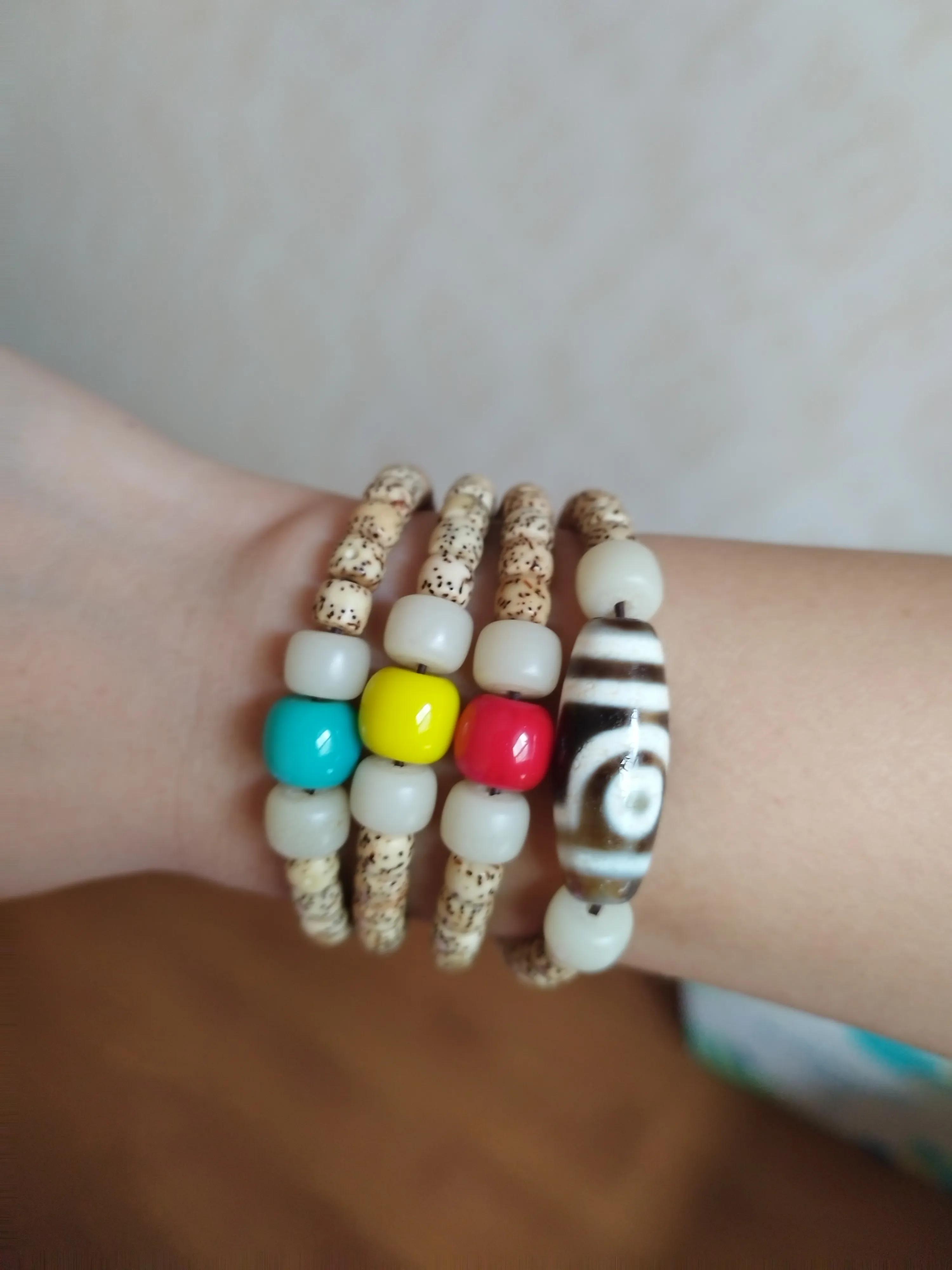 晒晒我的翡翠手串,晒晒我的天珠手串