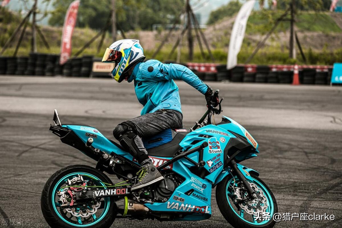 怎么拍出有力量感的动作,如何拍出具有冲击力照片