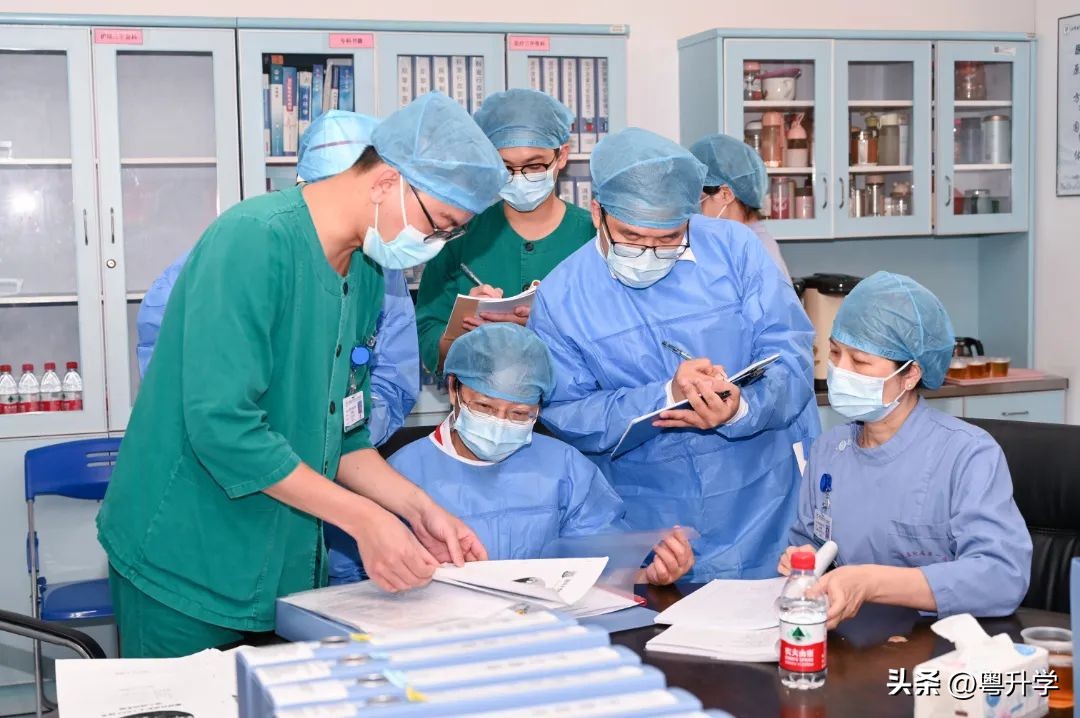 喜讯！粤东首家！汕头大学医学院第一附属医院通过新标准三甲复审