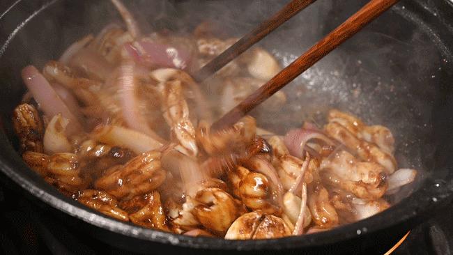 “搞什么，这大排档开到9点，老板就叫我走？”