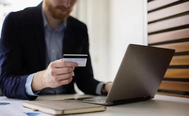 商家退款我提供收款码有风险吗,美团外卖退款显示存在交易风险