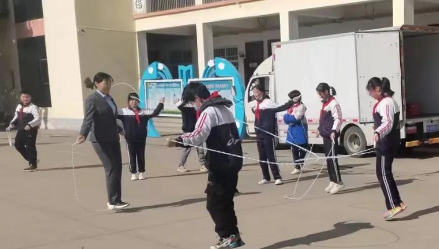 淅川九小学校六一表演节目,淅川九小