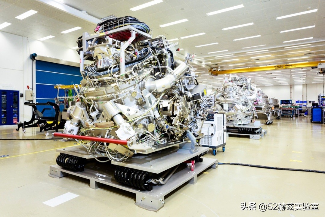 一台euv光刻机有多大,10万左右的零部件