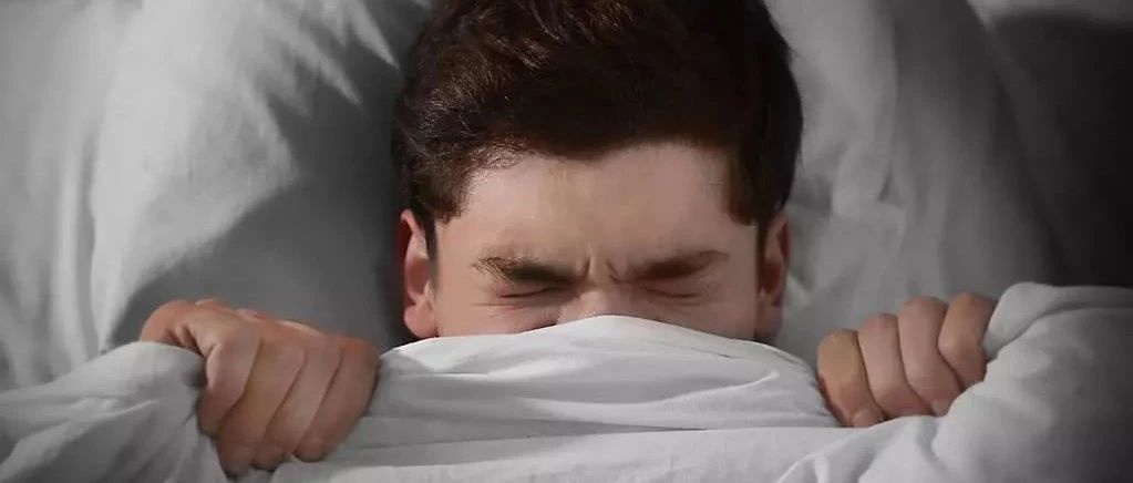 睡不着一直闭眼算不算休息,睡不着但是一直闭眼会影响精神吗