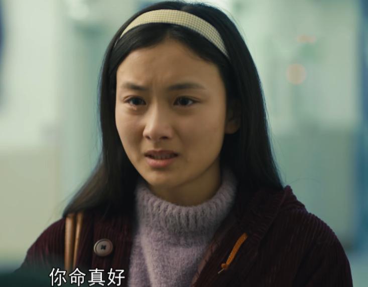 央视主播李梓萌封神一战,央视新闻李梓萌播出