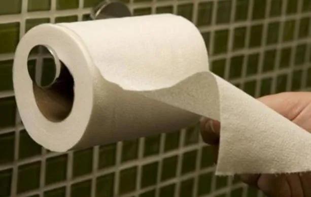 上厕所水花溅到屁股上怎么避免,拉屎被水花溅到怎么办