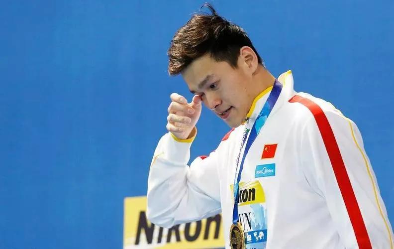 被自己毁掉的八位明星,被毁掉的运动员