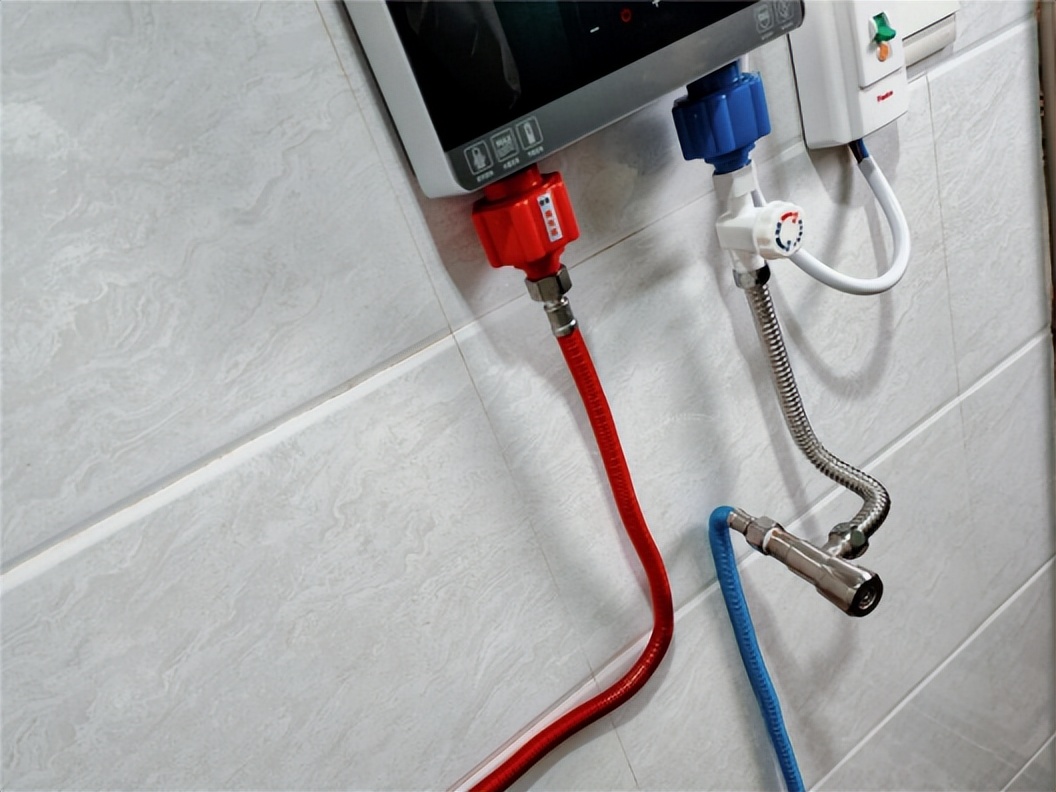 奥特朗即热式电热水器到底好用吗,奥特朗即热变频式热水器的测评