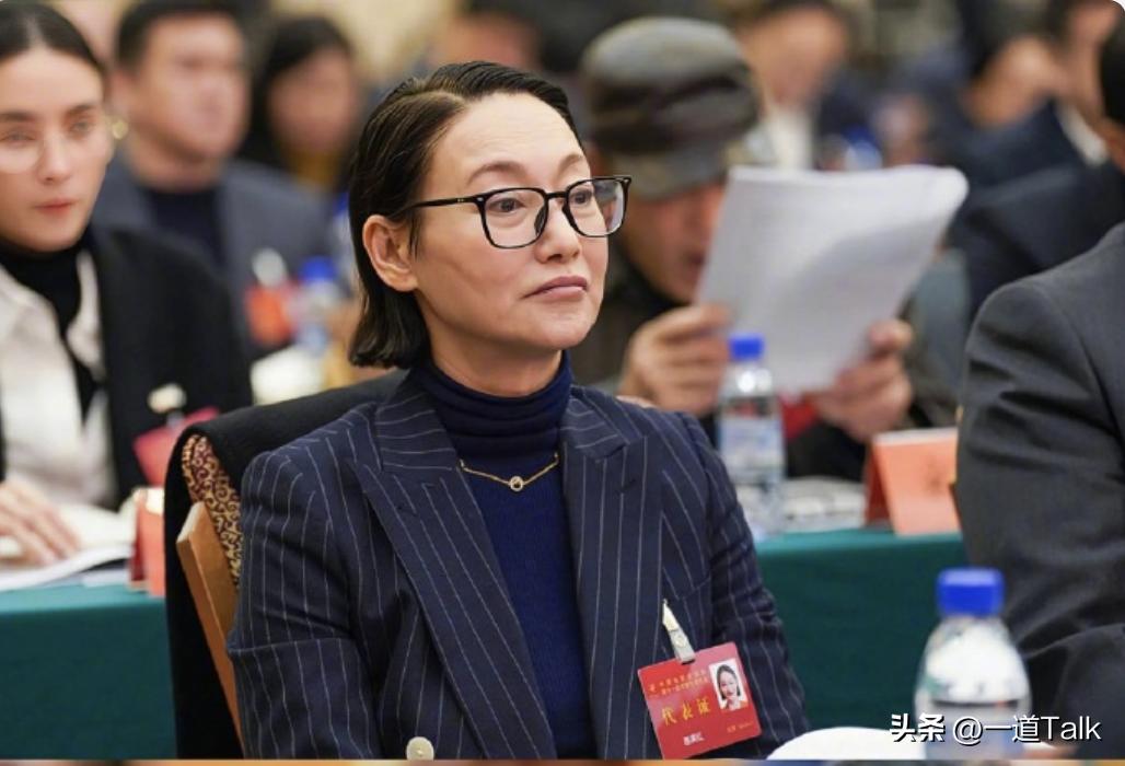 高清镜头下明星们的真实状态,明星高清镜头皮肤状态