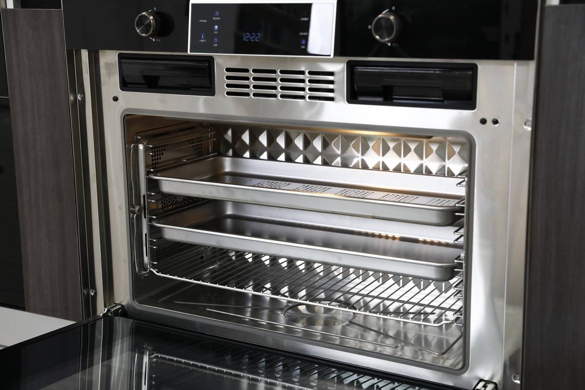 12年高端集成灶,一款经济实惠的蒸烤集成灶推荐