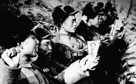 上甘岭志愿军怎么打赢的,志愿军上甘岭视频完整版